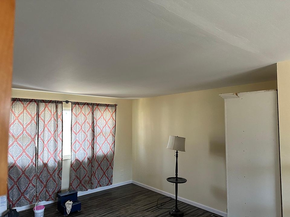 1st image of 605 Fern Ct