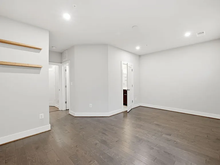 7227 Georgia Ave NW #B — Photo 16