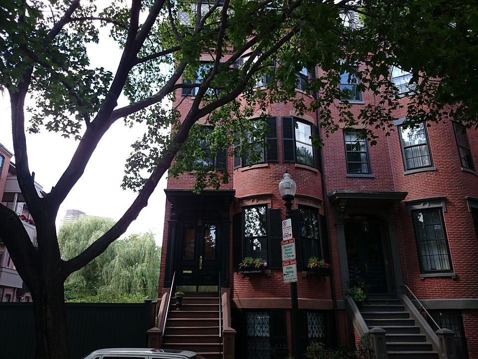 2nd image of 83 Montgomery St