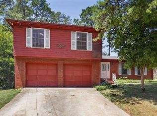 1584 Drayton Woods Dr, Tucker, GA 30084