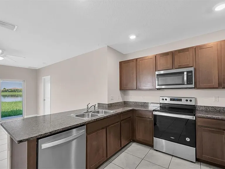 17066 Oval Rum Dr — Photo 14