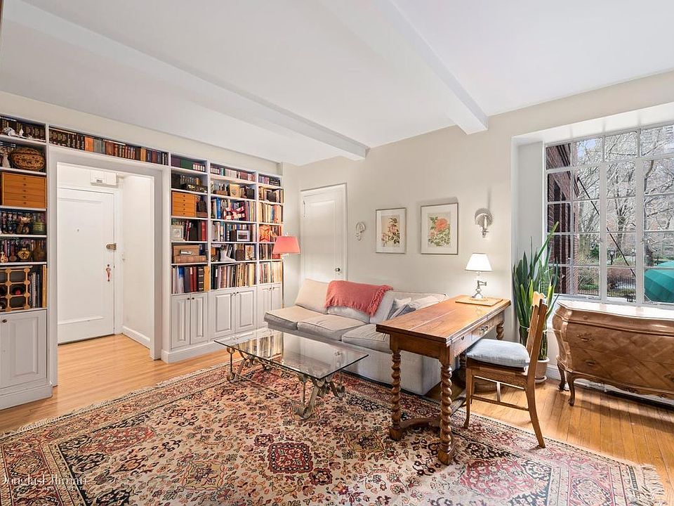 1st image of 333 E 43rd St APT 218