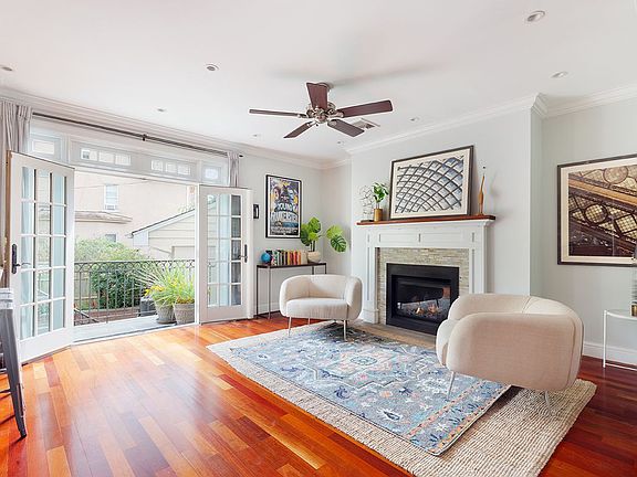 4th image of 702 Greenwood Ave