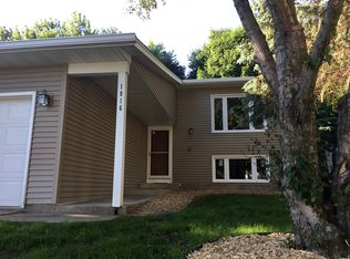1816 Evergreen Dr NW, Rochester, MN 55901