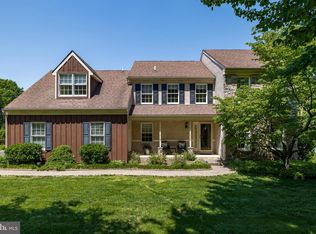 282 Spring Run Ln, Downingtown, PA 19335