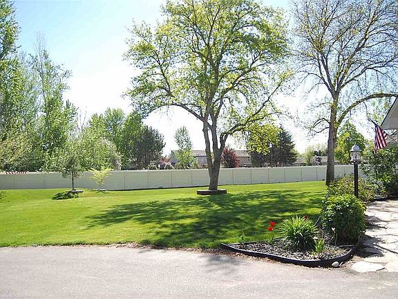 2nd image of 10210 W Whispering Cliffs Dr