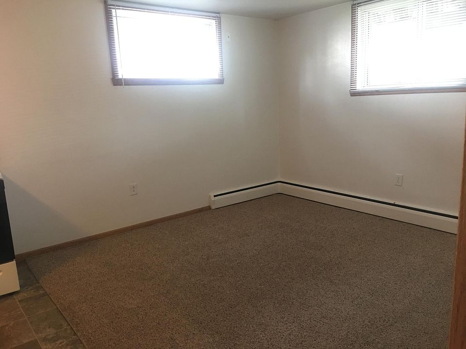2nd image of 1427 6th Ave S APT 4