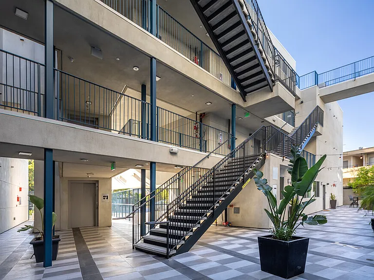 Legacy Tamarind Apartments — Photo 11