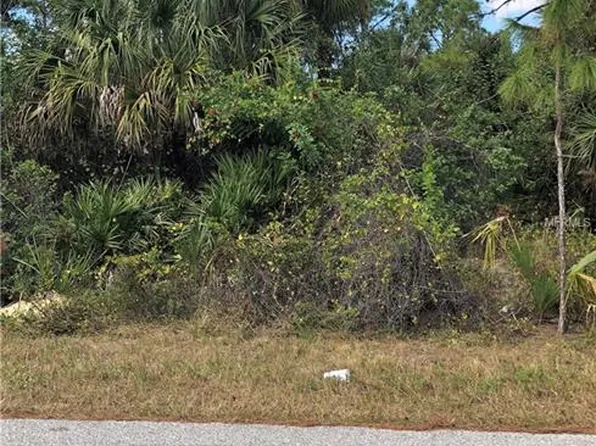 Petunia Ter, North Port, FL 34286