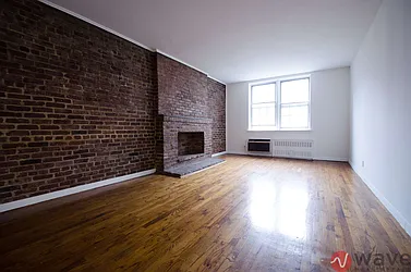 Rented by Wave Real Estate Group