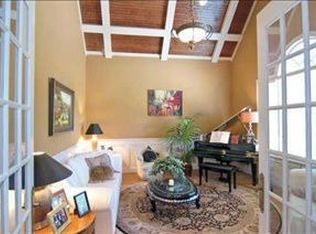 1906 Aurora Dr, Raleigh, NC 27615