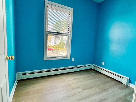 5th image of 25 12th St #2