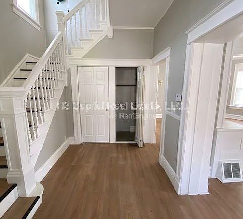 3rd image of 2218 Cleveland Blvd