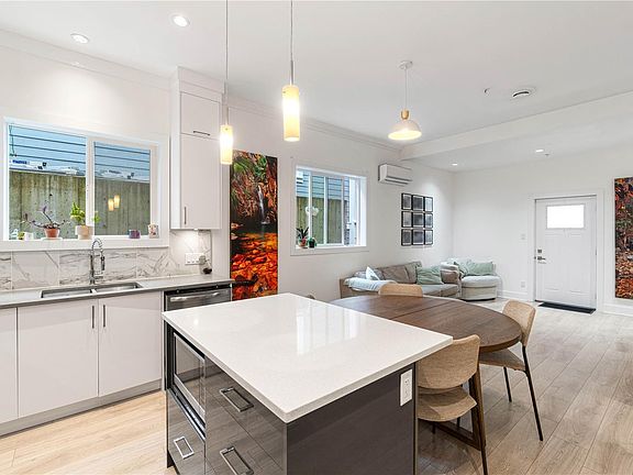 3rd image of 3365 Barrington Rd