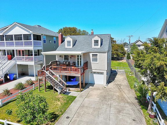 3rd image of 1134 Little Bay Ave