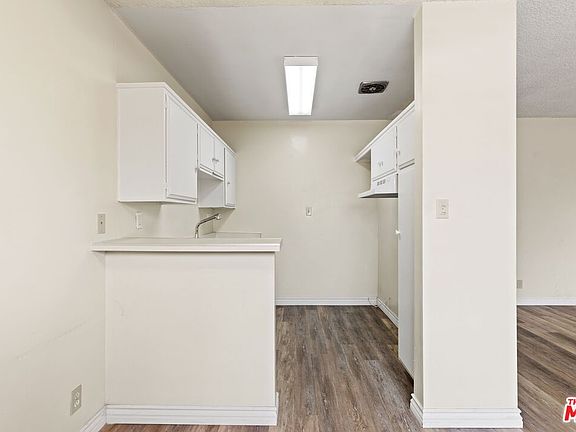 4th image of 1295 Federal Ave APT 23