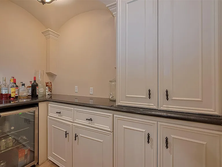 6419 Rodrigo St — Photo 11