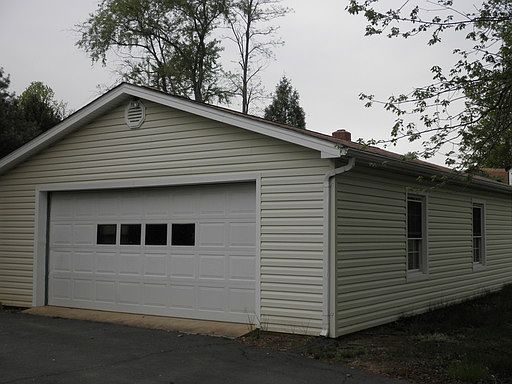 2nd image of 15205 Spotswood Trl