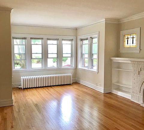 4th image of 5845 N Virginia Ave #1