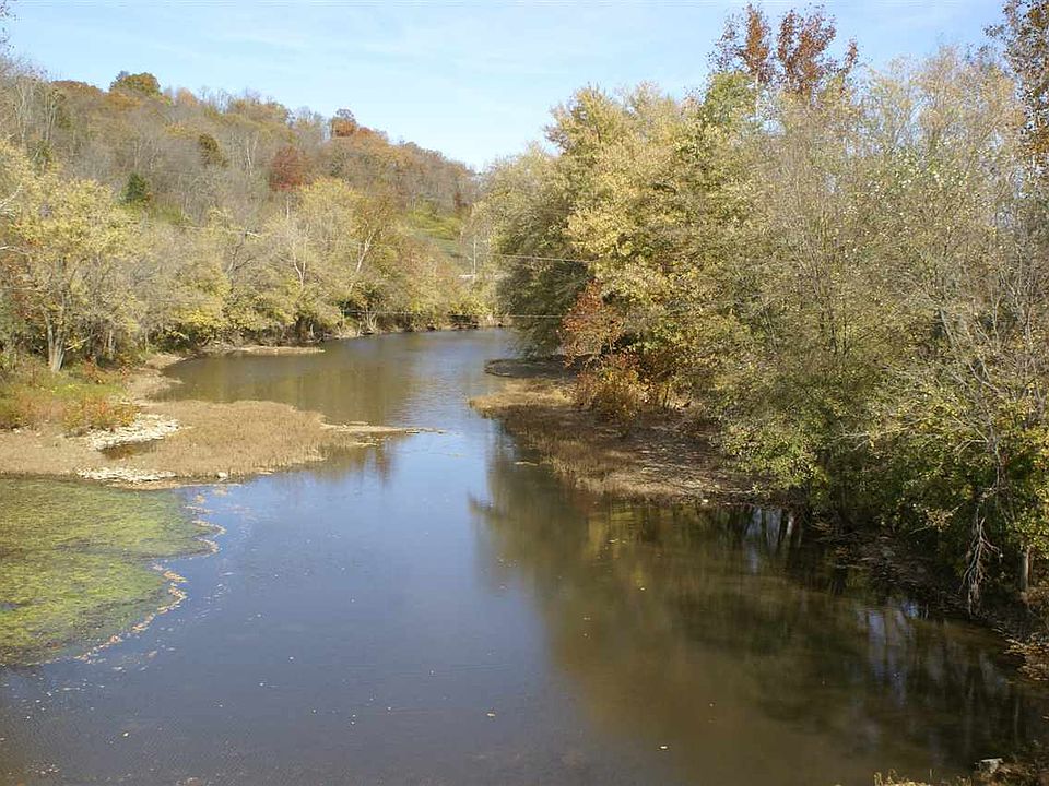 1st image of 1870 Highway 467 E