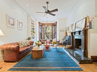 22 8th Ave APT 2, Brooklyn, NY 11217