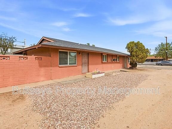 3rd image of 2245 W Glenrosa Ave APT 2
