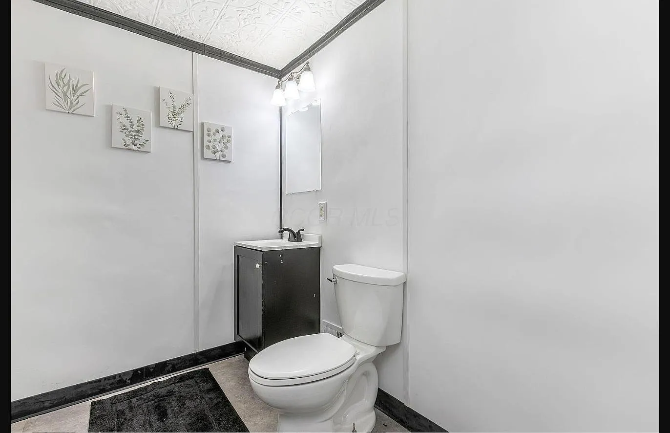 3 bed, 1438 sqft, $2,350 — Photo 3