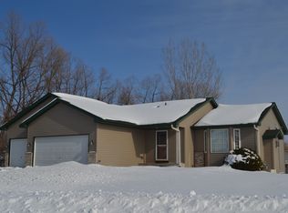 3719 Fox Trl, Saint Bonifacius, MN 55375