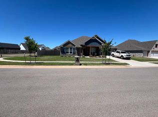 18201 Calder Rd, Edmond, OK 73012