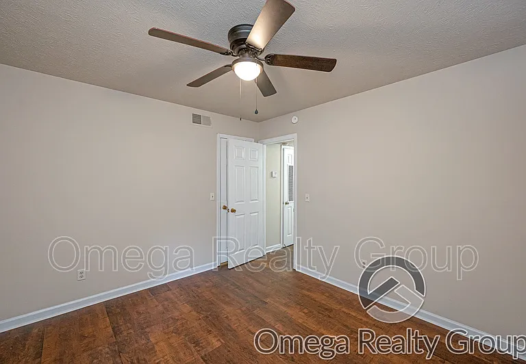 1801 Carson Rd #4 — Photo 13