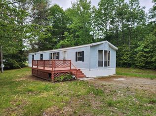 8 Gail Rd, Fayette, ME 04349