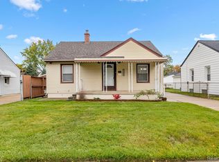 13807 Helen St, Southgate, MI 48195