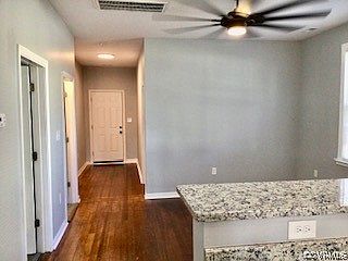 5th image of 1621 Rogers St
