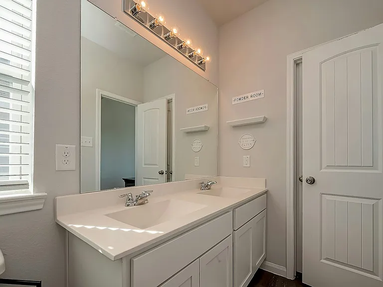 22015 Imperious Park Way — Photo 37