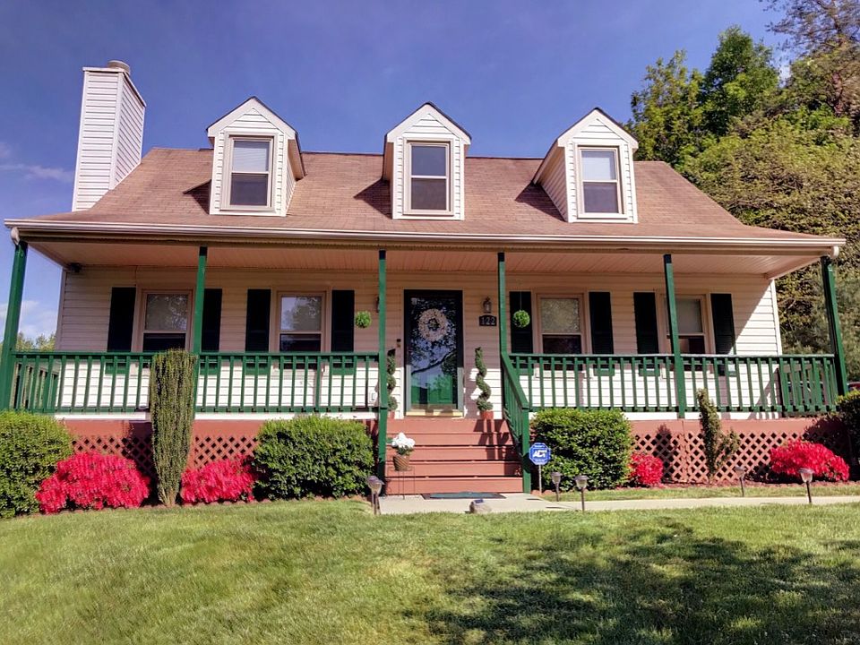 1st image of 122 Willow Bend Dr