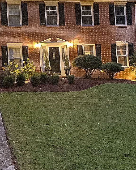 2nd image of 647 Allana Ct