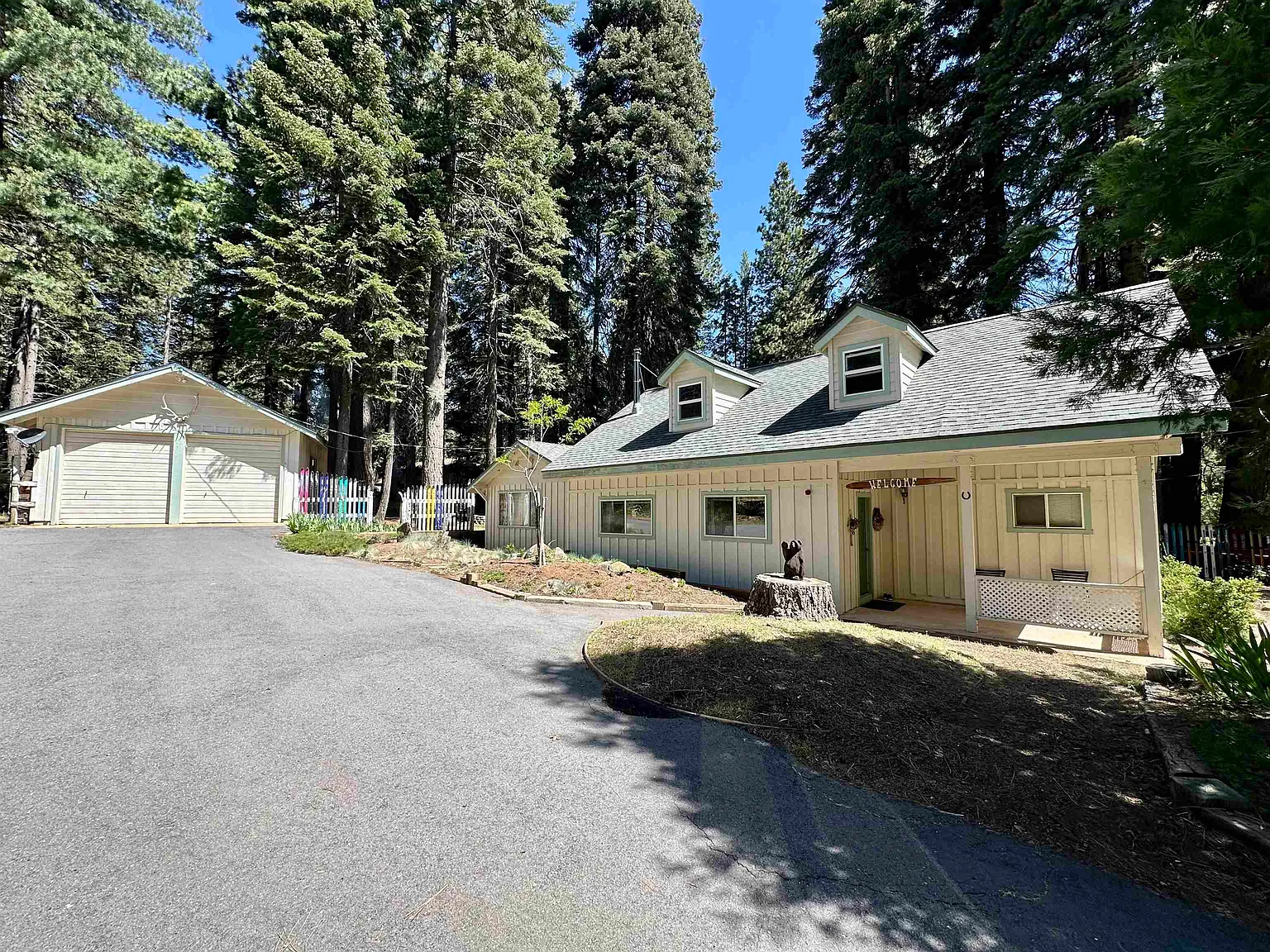 227 Peninsula Dr photo 1