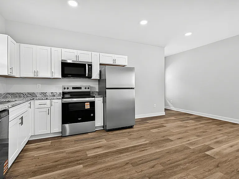 3947 Rookwood Ave #A — Photo 6