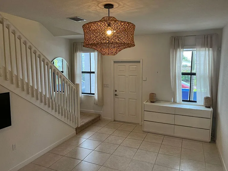 542 SW 19th Ter #Townhouse 542 — Photo 18