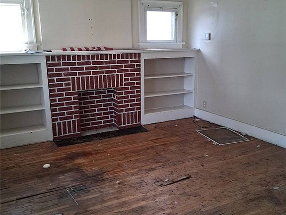 2nd image of 106 Shaker Dr