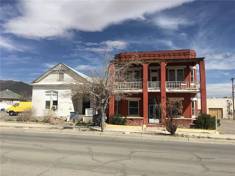 1st image of 916 N Kansas St #0