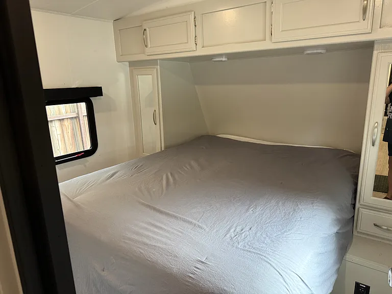 102 Primrose Dr #200 — Photo 8