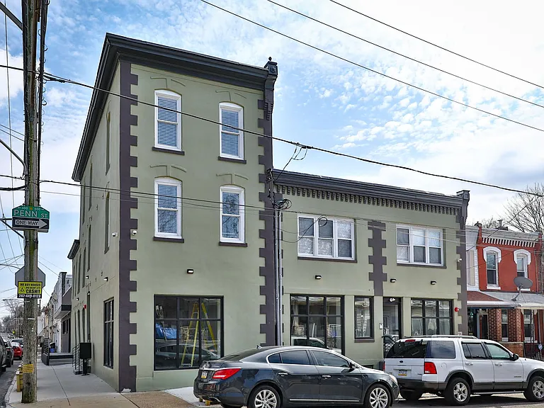 400 W Penn St #3 — Photo 23