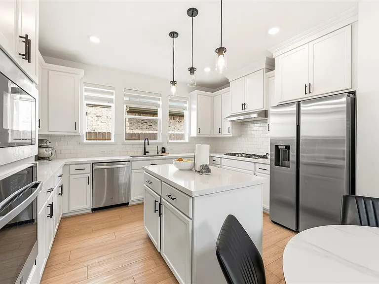 21646 Laggan Cliff Ln — Photo 9