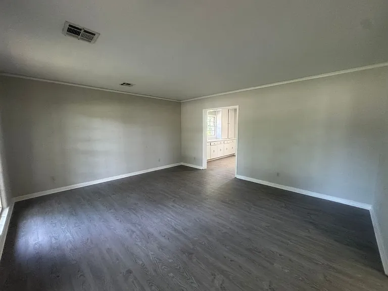 3054 Merrimac Dr — Photo 3