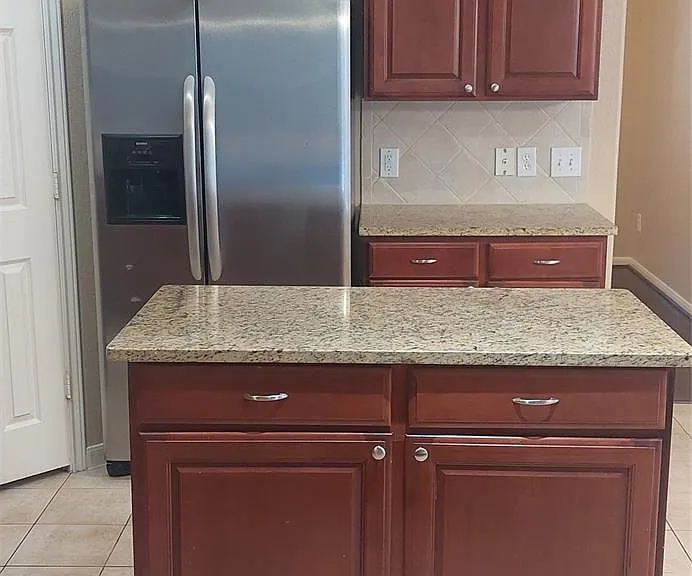 2310 Appian Way — Photo 12