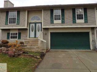 4118 Bridgeport Dr, Lansing, MI 48911