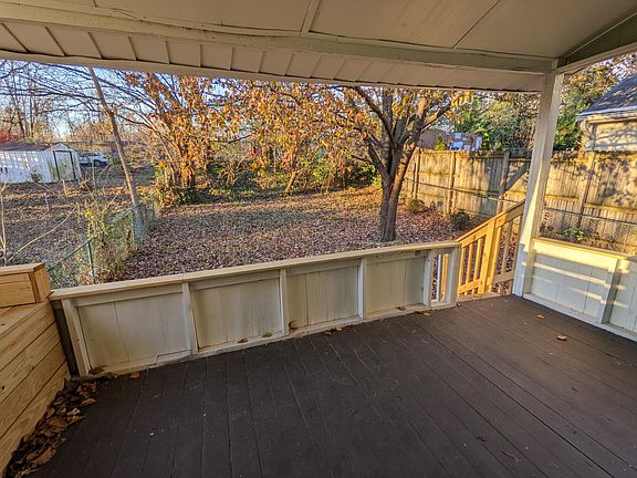 3rd image of 1207 Rufer Ave