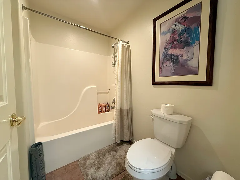 4685 S Tropicana Dr — Photo 26