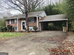 523 Roxbury Dr, Riverdale, GA 30274